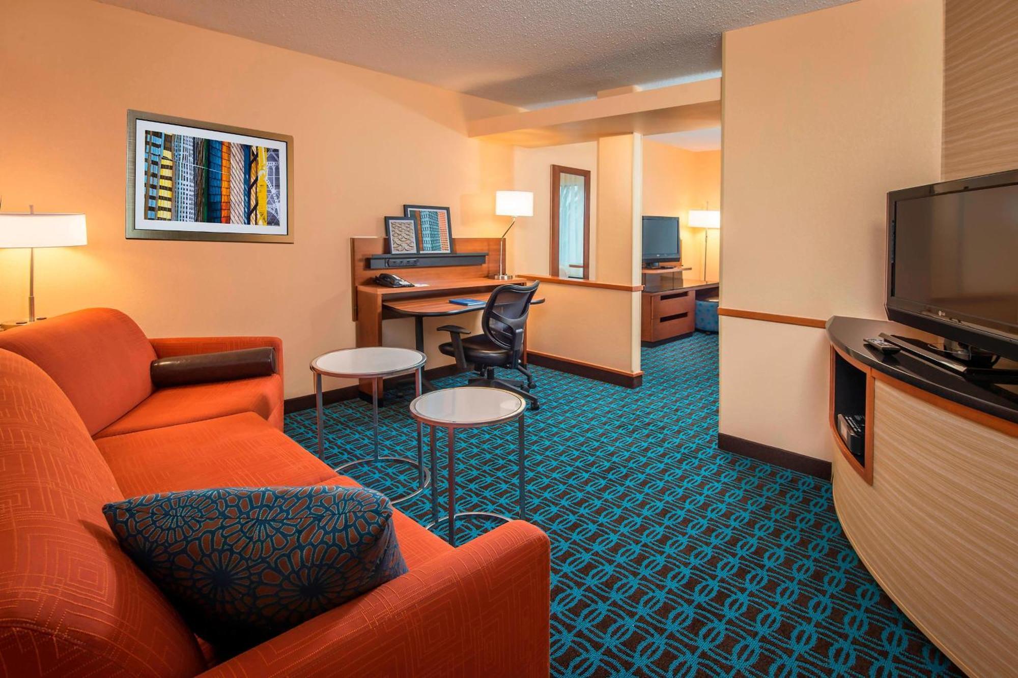 Fairfield Inn & Suites By Marriott Frederick Exterior photo